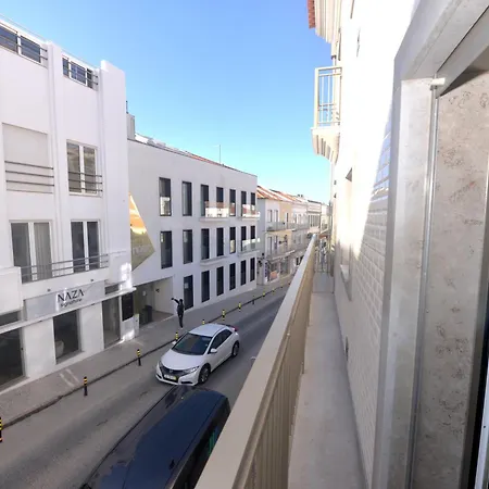 Oro & Nero Arte - Boutique Apartment Nazaré