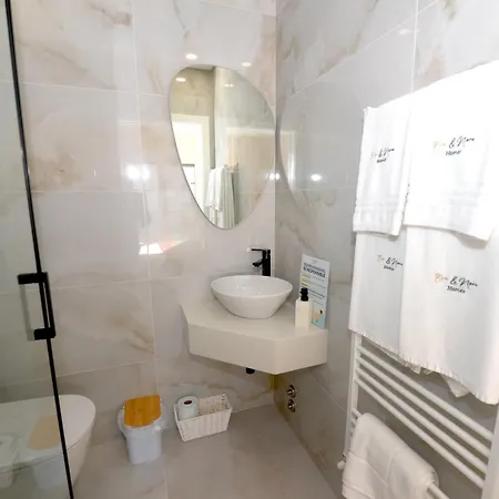Oro & Nero Arte - Boutique Apartment Nazaré