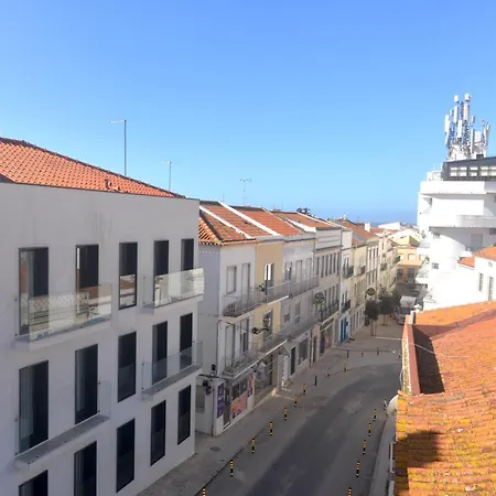 Apartment Oro & Nero Arte - Boutique Nazaré